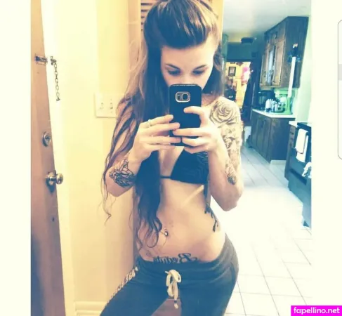 Smoking Babee OnlyFans Thumbnail #oUdk3Aqcc1