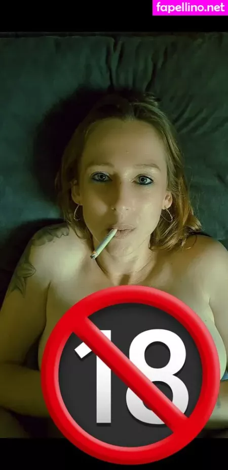 Smokingmom OnlyFans Thumbnail #IPOTI06VXT