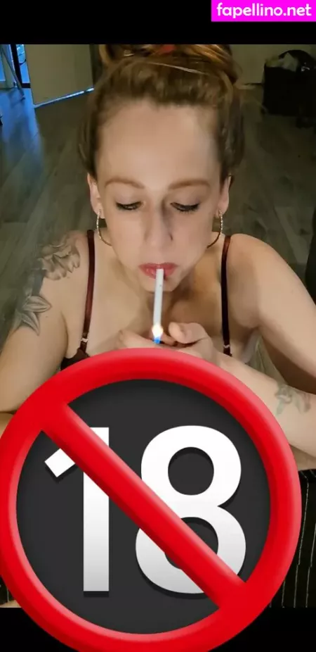 Smokingmom OnlyFans Thumbnail #oRbicai1XH