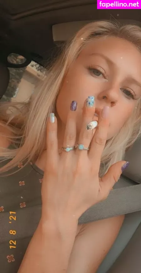 Smokingprincessof OnlyFans Thumbnail #pIdglVPDxd