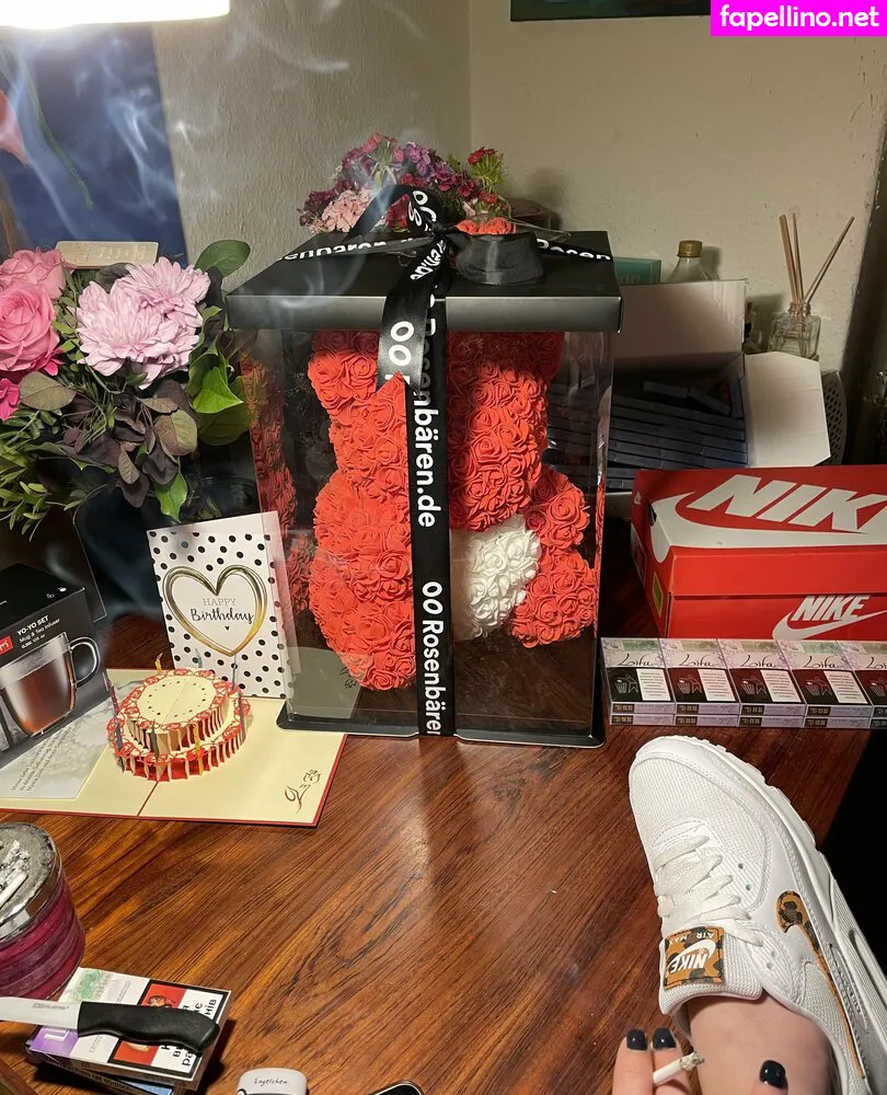 smokingqueenalina, smokingqueenalina1 Nude Leaked OnlyFans Photo #6w05RTmqVV