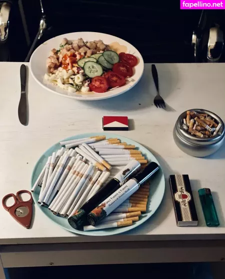 Smokingqueenalina OnlyFans Thumbnail #9STIecjF9G