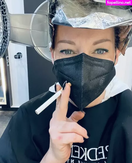 Smokingqueenalina OnlyFans Thumbnail #BHy0Zky5l2