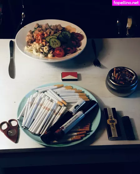 Smokingqueenalina OnlyFans Thumbnail #E4DZ2SRXB2