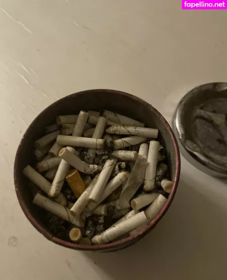 Smokingqueenalina OnlyFans Thumbnail #GwobNJeMMd