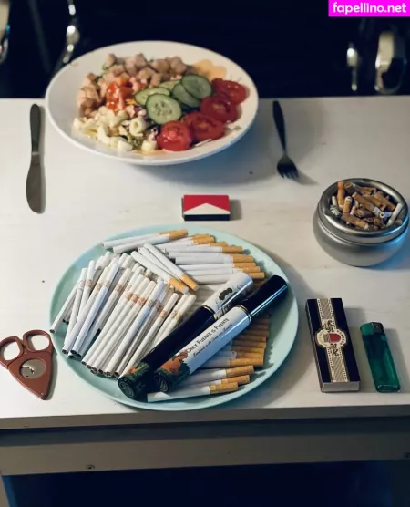 Smokingqueenalina OnlyFans Thumbnail #TLOC3yIHDC