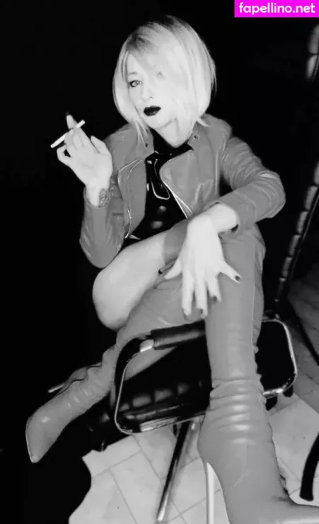 Smokingqueenalina OnlyFans Thumbnail #WQ5CIHNl1x