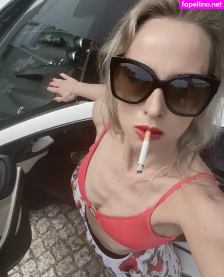 Smokingqueenalina OnlyFans Thumbnail #cSLLnp2shg