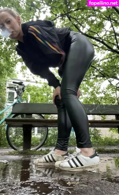 Smokingqueenalina OnlyFans Thumbnail #uruGXUUQ5r