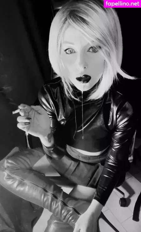 Smokingqueenalina OnlyFans Thumbnail #xqRhijunqr