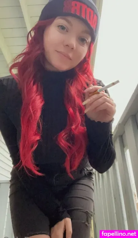 Smokingredxx OnlyFans Thumbnail #WbX9BGYzQP