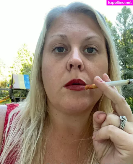 Smokybrookeb OnlyFans Thumbnail #UjB6tcLJpZ