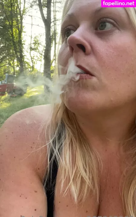 Smokybrookeb OnlyFans Thumbnail #XvLy3J6aIF