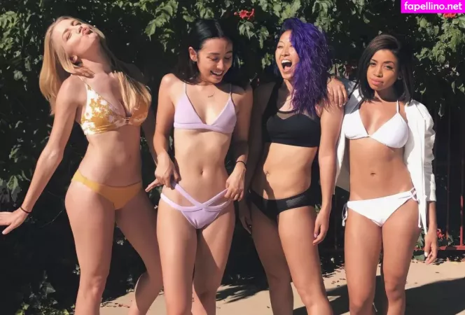 Smosh Girls OnlyFans Thumbnail #ef9mZG3hFl