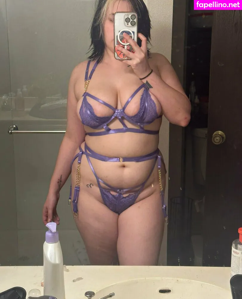 freakinexclusive, smutty_bunny Nude Leaked OnlyFans Photo #UXOcBzSVLG