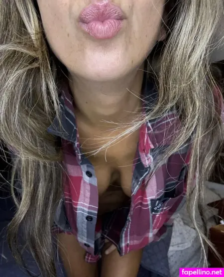 Smyth Ryann OnlyFans Thumbnail #145IRljNj4