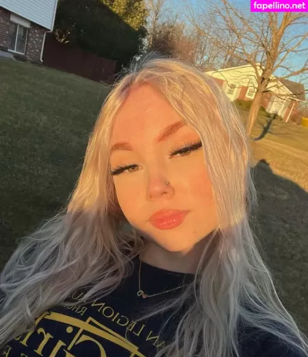 Sn0w Bunnyy OnlyFans Thumbnail #FdgqzxmVB9