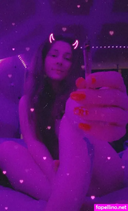 Sn0wf0xx0420 OnlyFans Thumbnail #gUiajlh8le