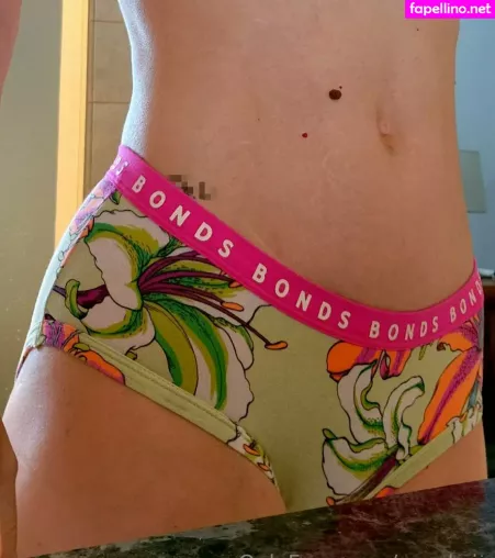 Snacksixfree OnlyFans Thumbnail #nfaXaJ2Jnk