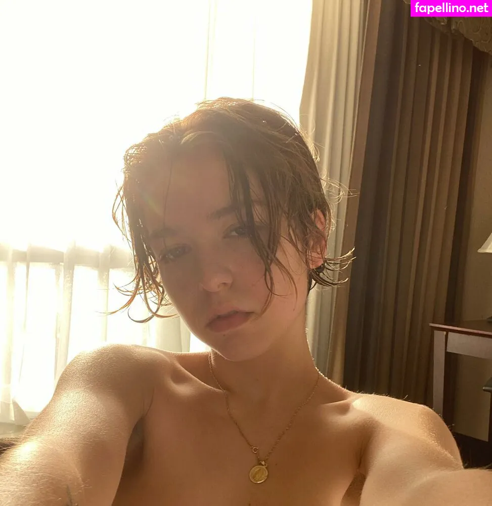 Lindsey Jordan, snailmail Nude Leaked OnlyFans Photo #zekOUnnNjo
