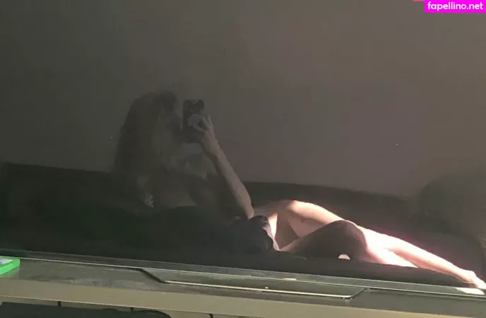 Snakefoxbox OnlyFans Thumbnail #OO07mngF5r