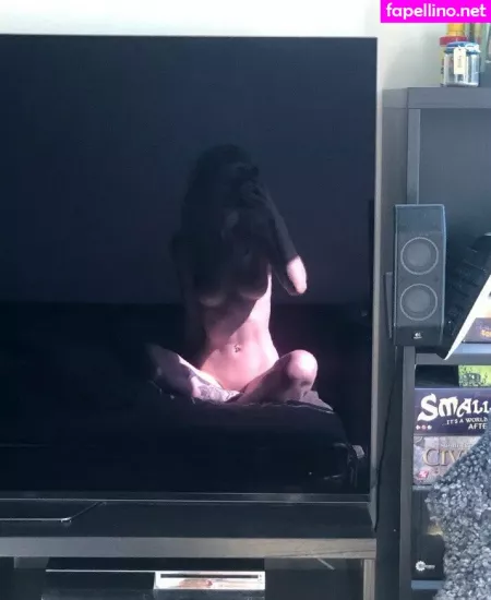 Snakefoxbox OnlyFans Thumbnail #q8o1S2TKQG