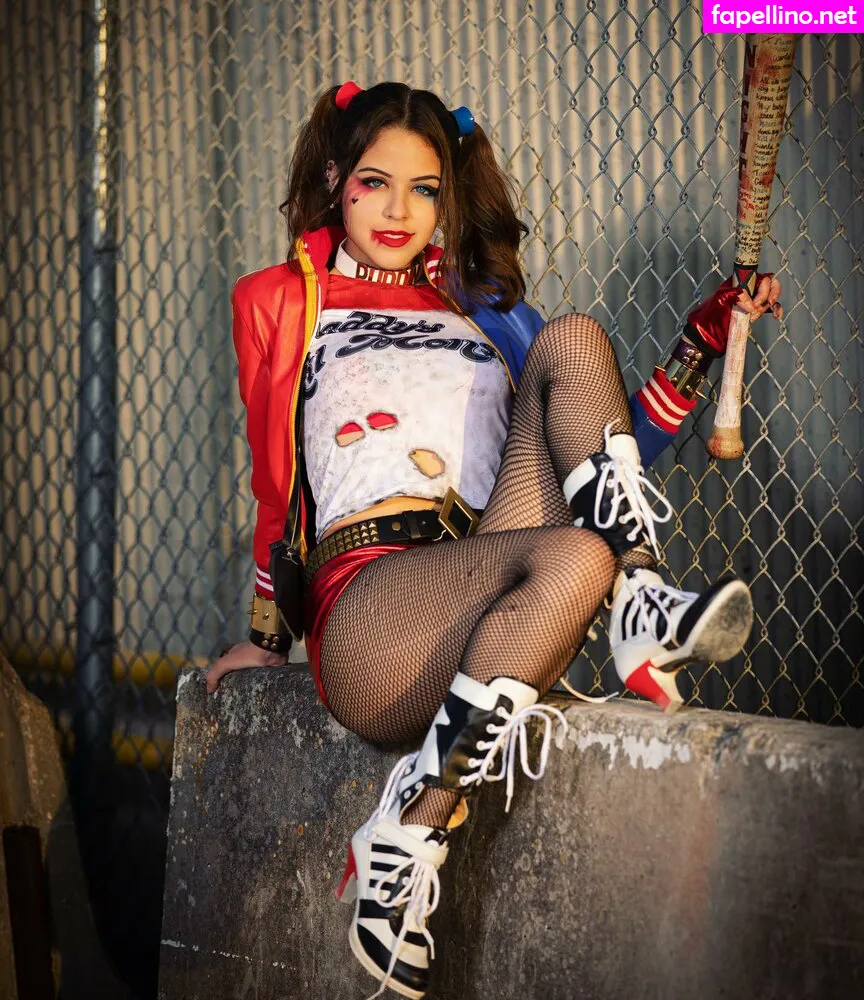 SnarkyJayCosplay, Snarkyjay, alicecosplay Nude Leaked OnlyFans Photo #64cH8IXwx3