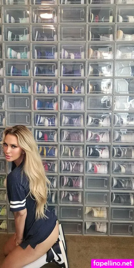 Sneakerkitn OnlyFans Thumbnail #cSZaeZLhmt