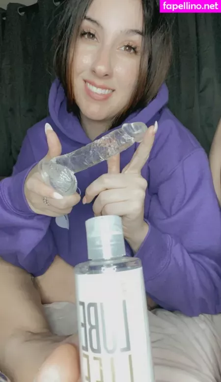 Sneakermoney OnlyFans Thumbnail #9XGWdCGUZL