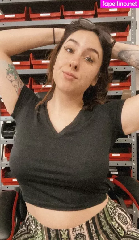 Sneakermoney OnlyFans Thumbnail #nVPofgFZpa