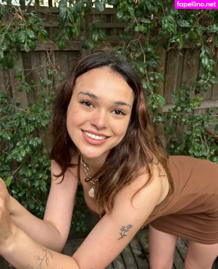 Sneakyshell OnlyFans Thumbnail #wpyuOhTW1K