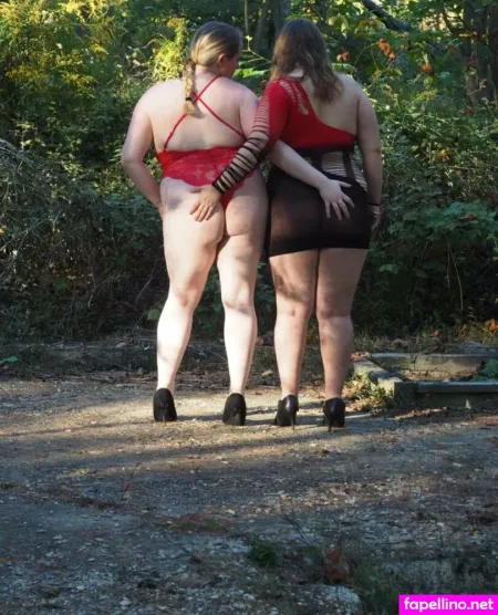 Sneakysparkles OnlyFans Thumbnail #J7jm4PAAvF