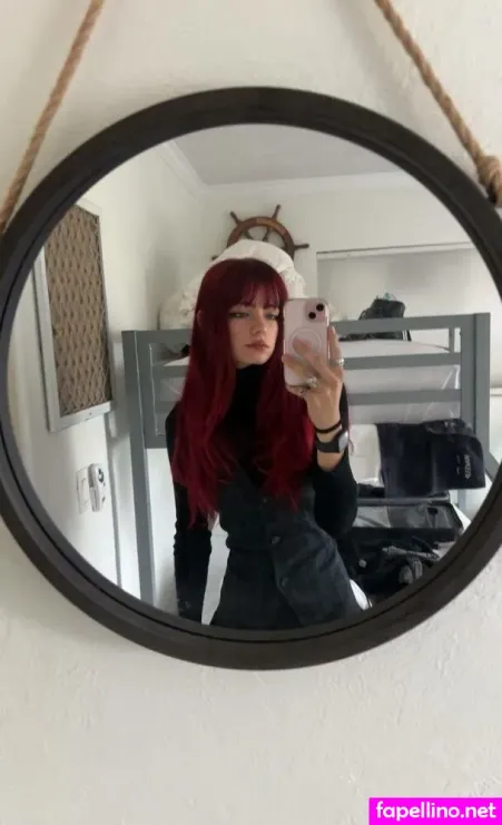 Snickerbitch 2 OnlyFans Thumbnail #0AHNlerGwn