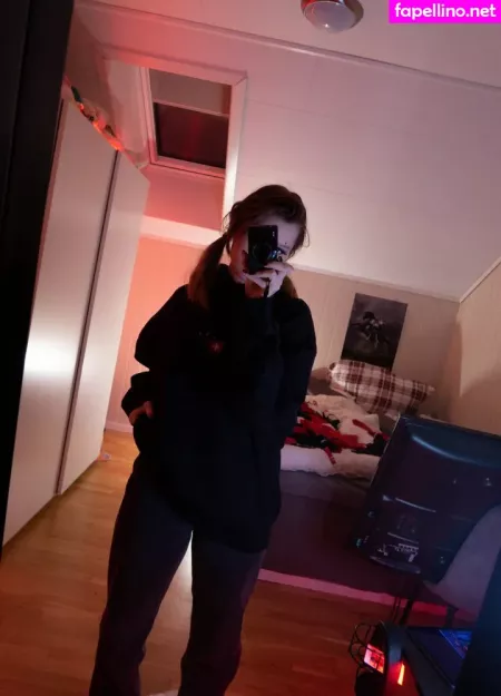 Sniffyou OnlyFans Thumbnail #C5eUwlfq17