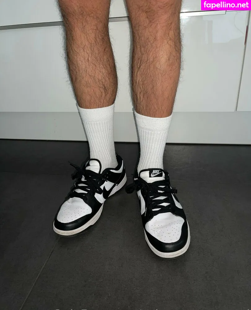 snkrs100, snkrs_uncensored Nude Leaked OnlyFans Photo #7TIKzBtPil