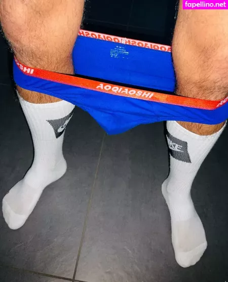 Snkrs Uncensored OnlyFans Thumbnail #LWxBftG2gq