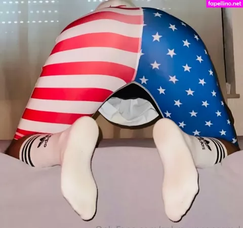 Snkrs Uncensored OnlyFans Thumbnail #gVEvaizIUg