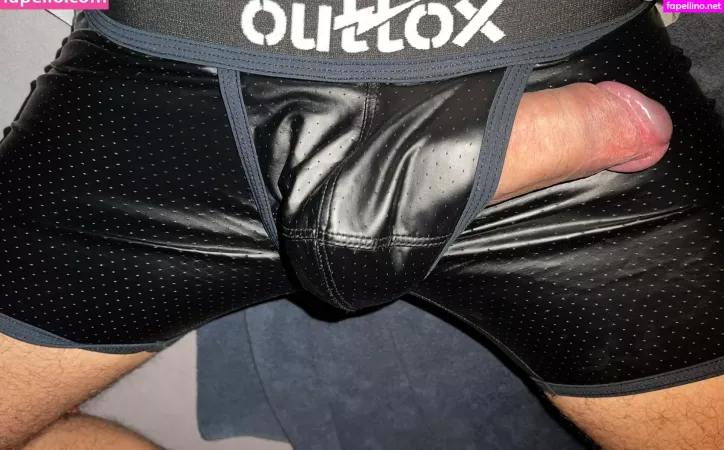 Snkrs Uncensored OnlyFans Thumbnail #lQCxxYe6BA