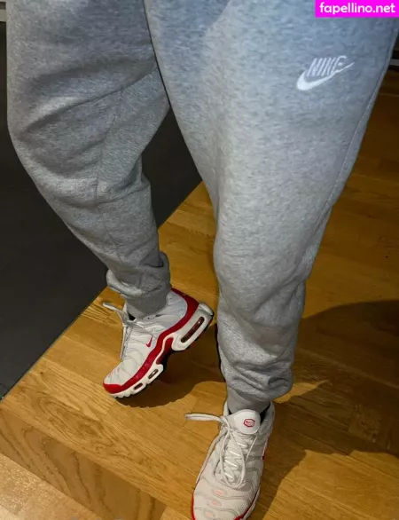 Snkrs Uncensored OnlyFans Thumbnail #phb4Z2wUlI