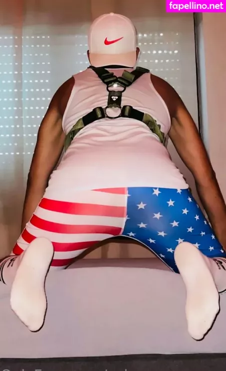Snkrs Uncensored OnlyFans Thumbnail #s7qohKjire