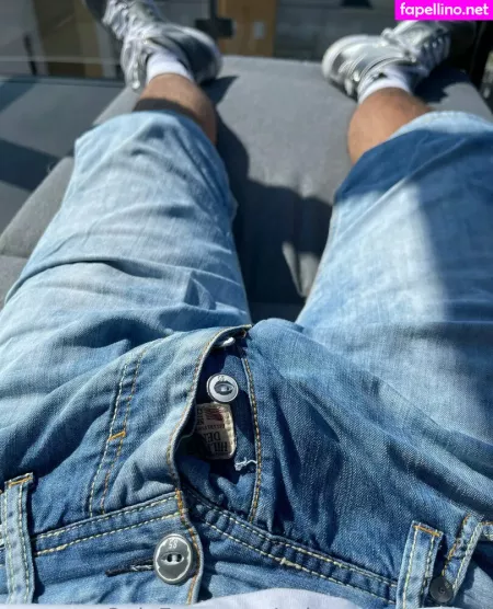 Snkrs Uncensored OnlyFans Thumbnail #sTl3blgtXT