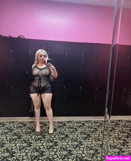 Snobunnyblondie OnlyFans Thumbnail #EY0ZYSvKLi