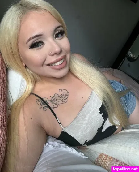 Snobunnyblondie OnlyFans Thumbnail #bb96cpKJcW