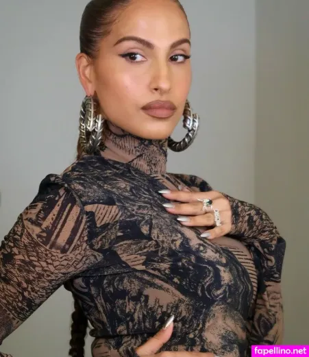 Snoh Aalegra OnlyFans Thumbnail #JDN03AdSEC