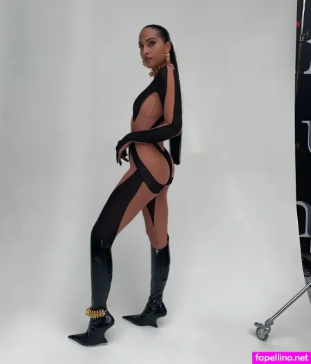 Snoh Aalegra OnlyFans Thumbnail #xEqSfjPYdR