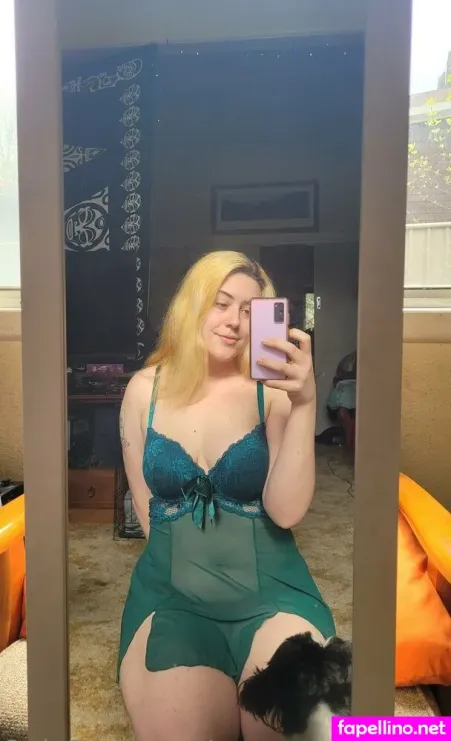 Snoopeppers8215 OnlyFans Thumbnail #7UQ8DBKYam