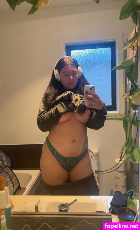 Snoopeppers8215 OnlyFans Thumbnail #HH6VRoMzLJ