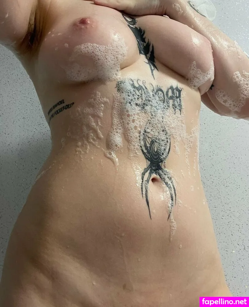 snot.grrl, snotgrrl Nude Leaked OnlyFans Photo #4yAwqRMh5P