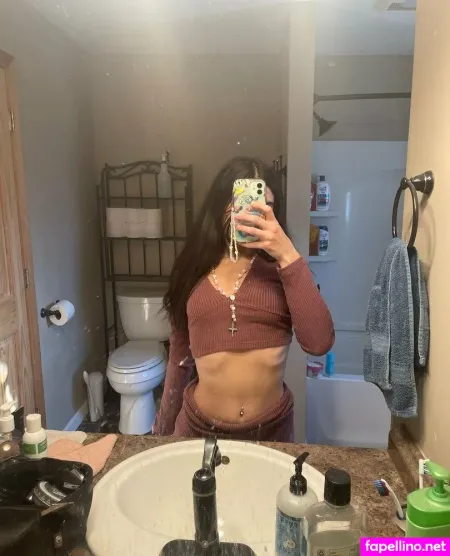 Snow Love OnlyFans Thumbnail #YiGuEQNrmj