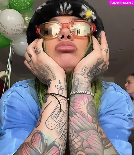 Snow Tha Product OnlyFans Thumbnail #NJ1FvNNkJW